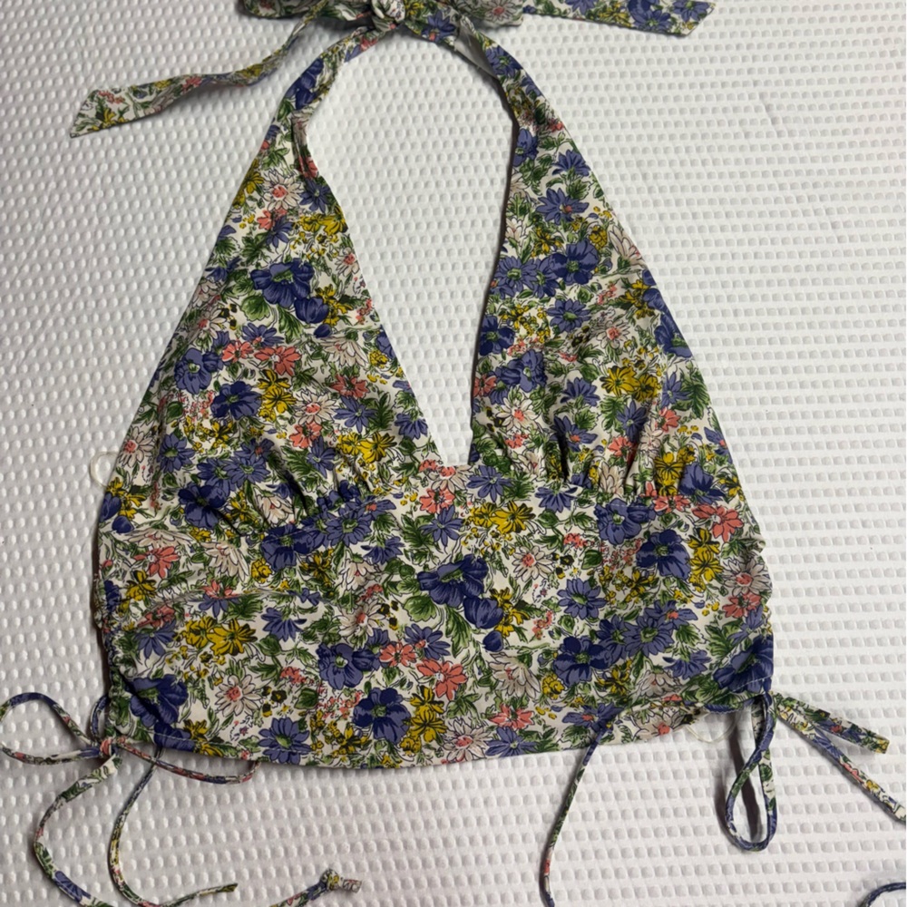 LA Hearts Halter Top Women’s Size Medium Floral Print NWOT